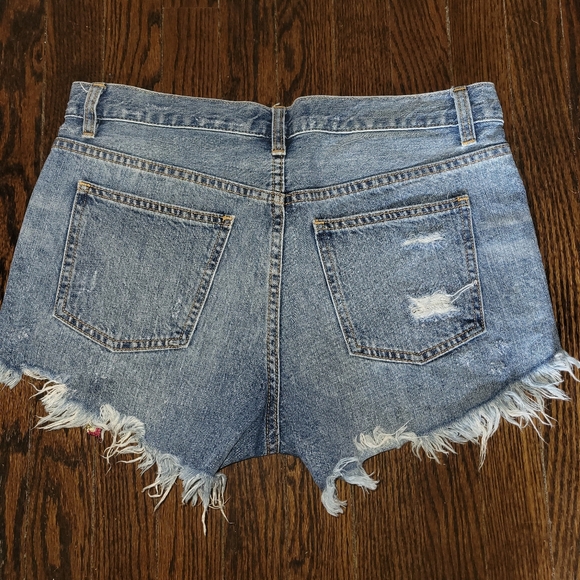 We The Free High Rise Distressed Button Fly Denim Shorts, Size 28 - Picture 5 of 5